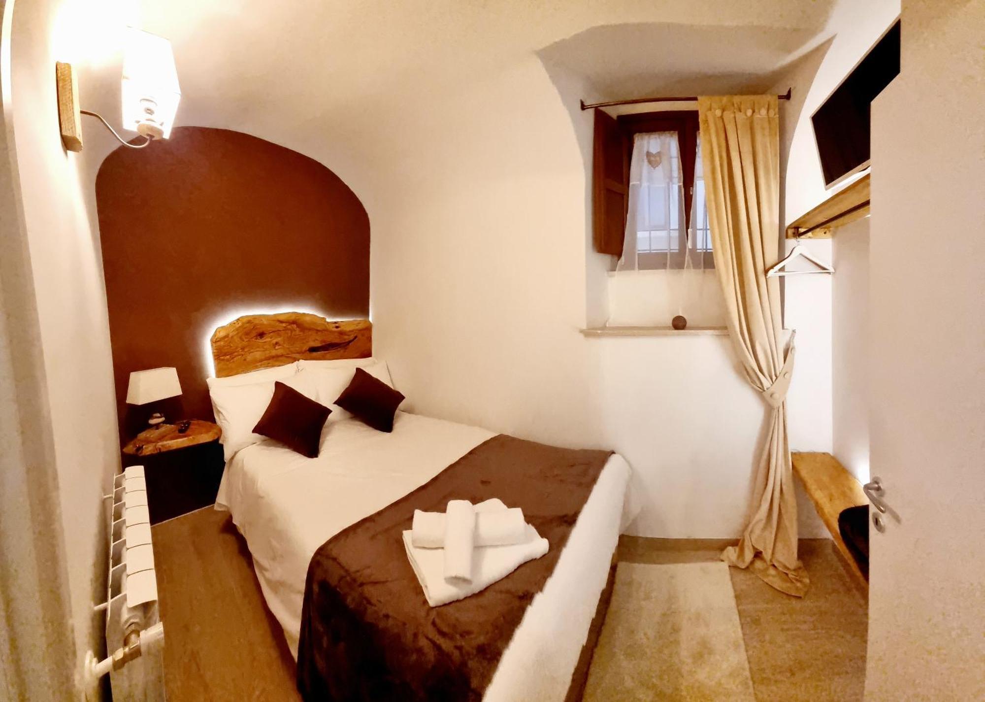 Dimora Grotta Masciarelli Hotel LʼAquila Екстериор снимка