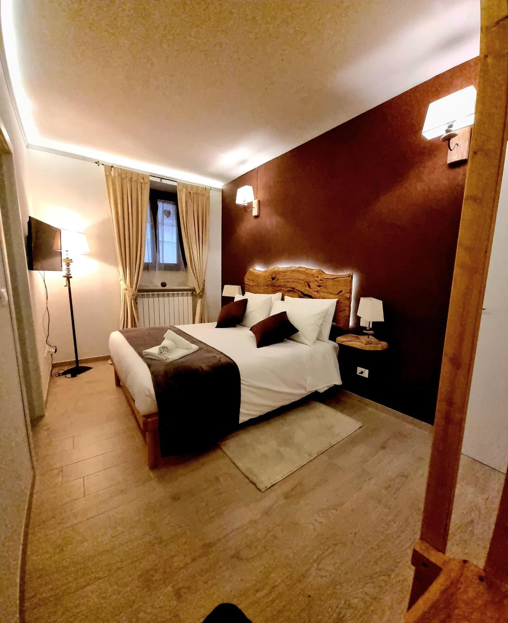 Dimora Grotta Masciarelli Hotel LʼAquila Екстериор снимка