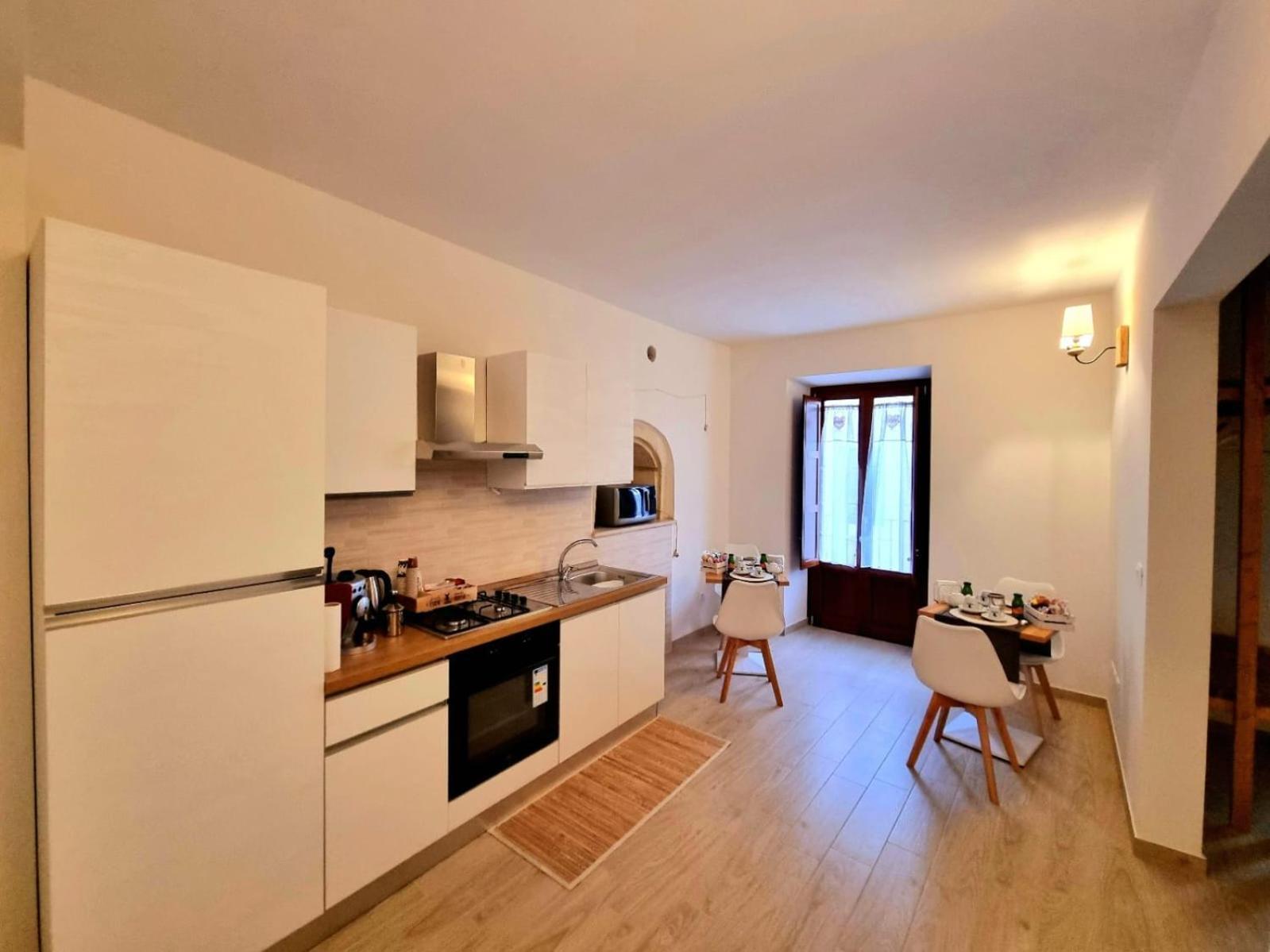 Dimora Grotta Masciarelli Hotel LʼAquila Стая снимка
